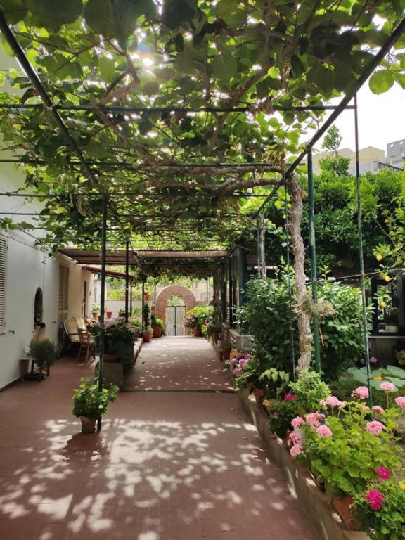 Villa Dei Fiori B&B Capri Exterior photo
